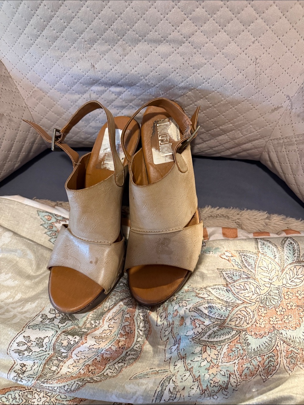 Beige Leather Platform Sandals with Studded Accents - Picture 2 of 7
